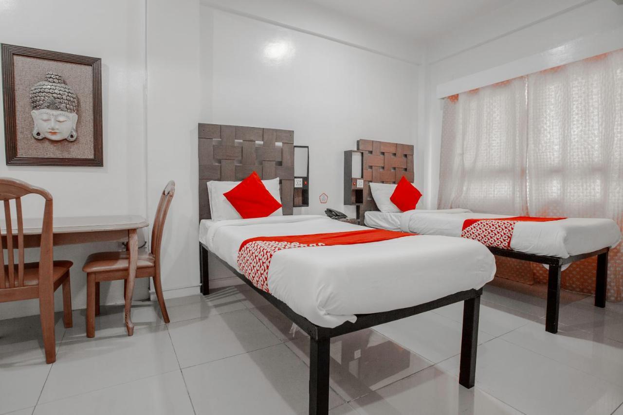 Super Oyo 134 The Bedstation Hotel Mandaluyong Exterior photo